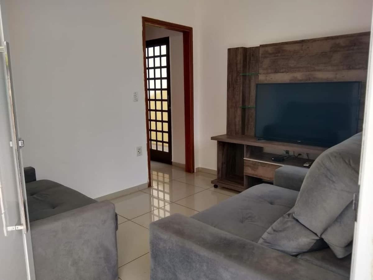 Bela Casa Com Churrasqueira E Estacionamento Villa Olímpia Dış mekan fotoğraf